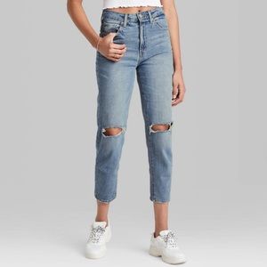 Women’s Super-High Rise Distressed Mom Tapered Jeans